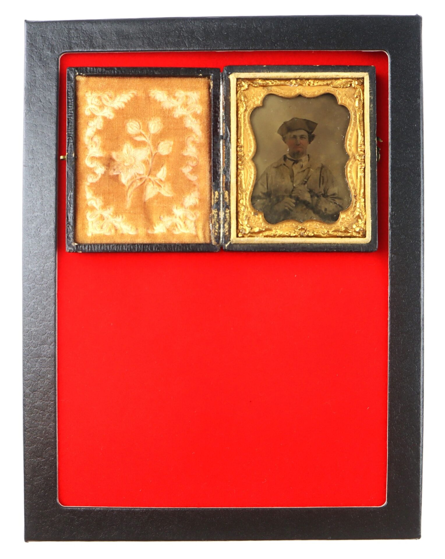 A photo titled "Confederate Soldier with Piccolo!" shows a uniformed soldier in a gold frame, displayed in an open, ornate floral case against a red background.